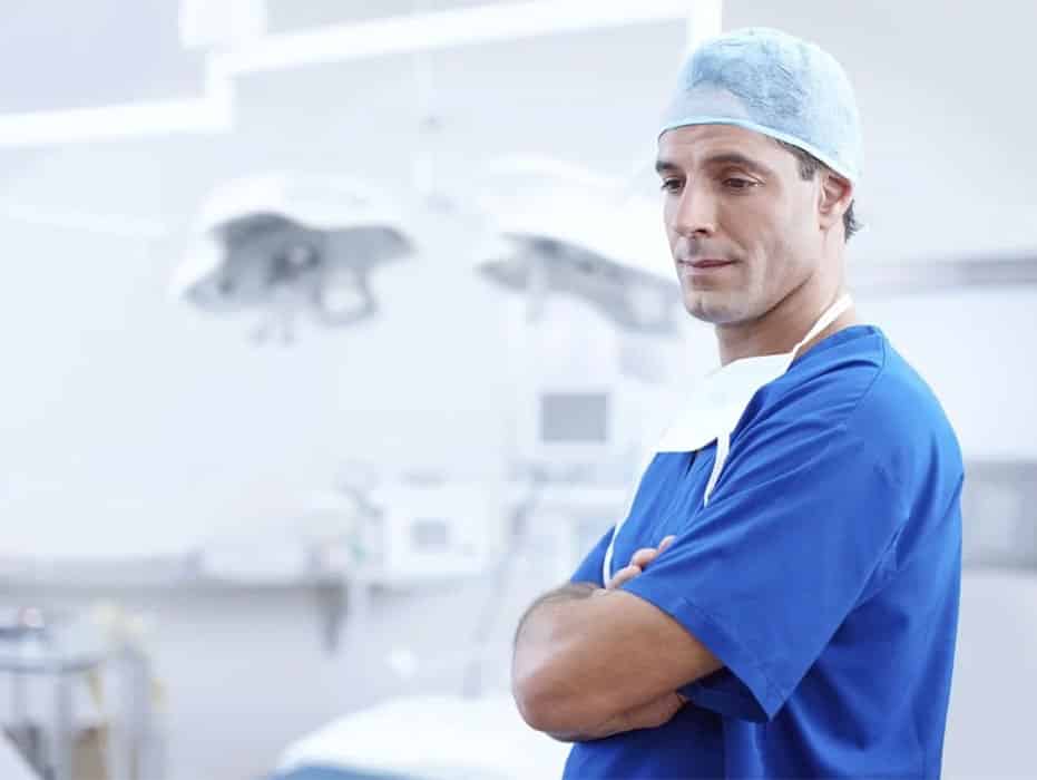 ¿Qué hace un especialista en tratamientos de fertilidad?